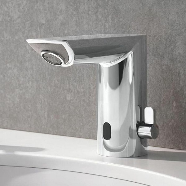 Смеситель для раковины сенсорный Grohe BauCosmopolitan E, 36451000