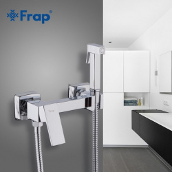Смеситель настенный Frap с гигиенической лейкой F7504 